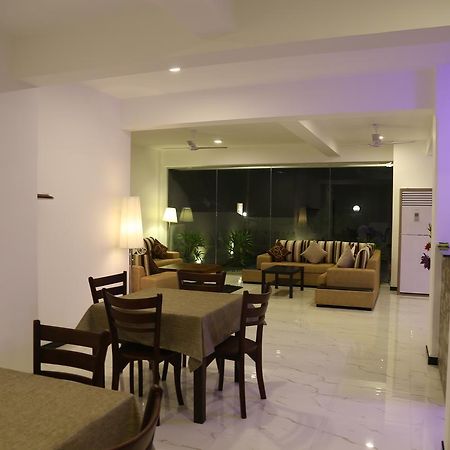 Hikka Regent Hotel Hikkaduwa Esterno foto