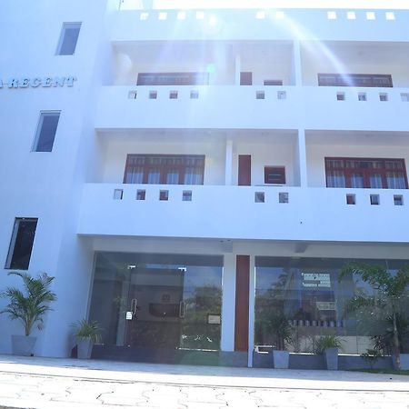 Hikka Regent Hotel Hikkaduwa Esterno foto