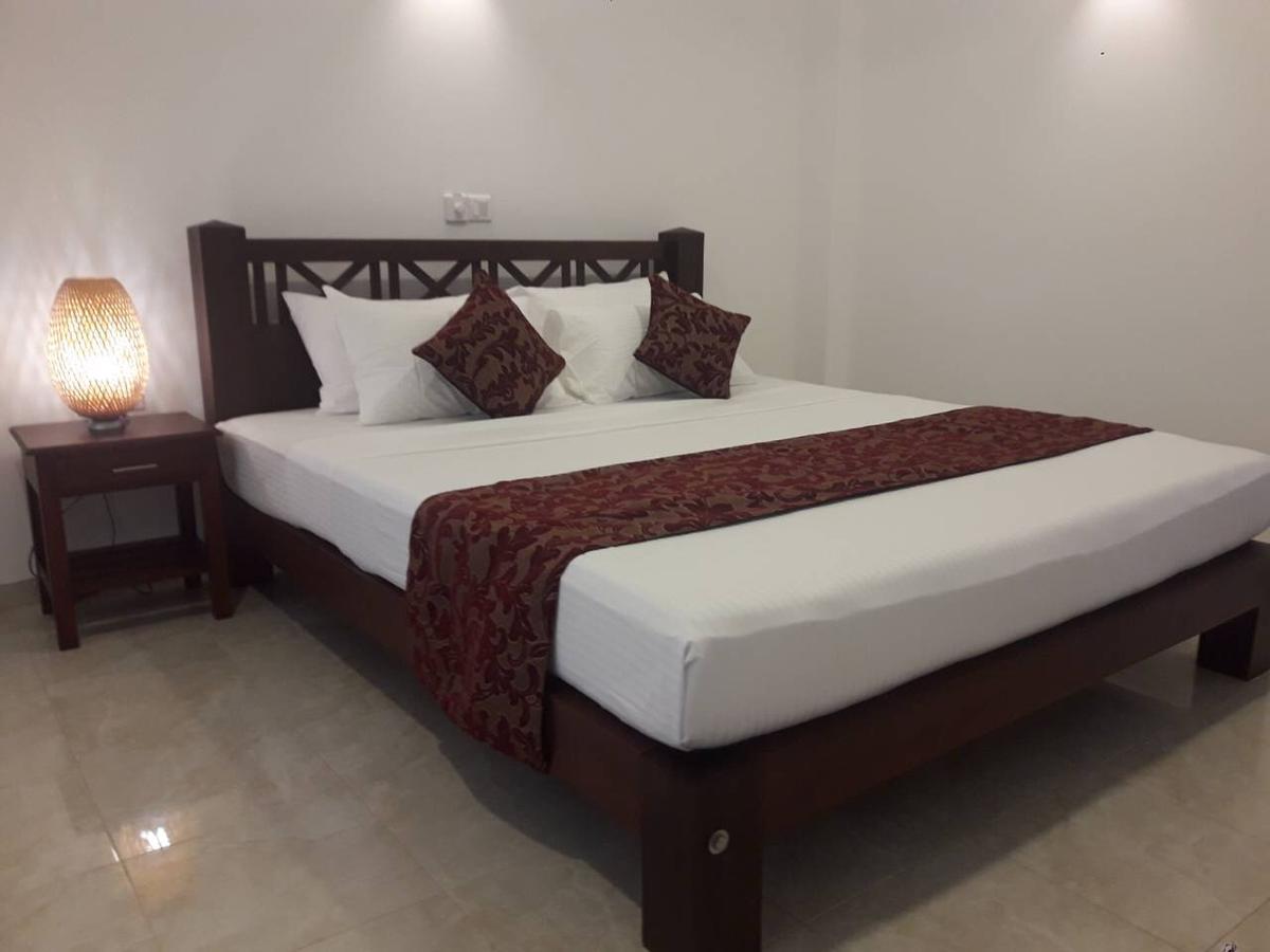 Hikka Regent Hotel Hikkaduwa Esterno foto