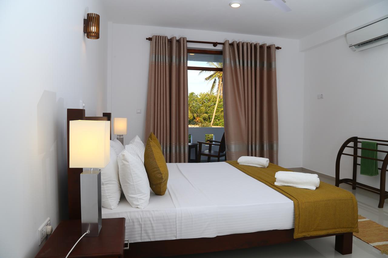 Hikka Regent Hotel Hikkaduwa Esterno foto