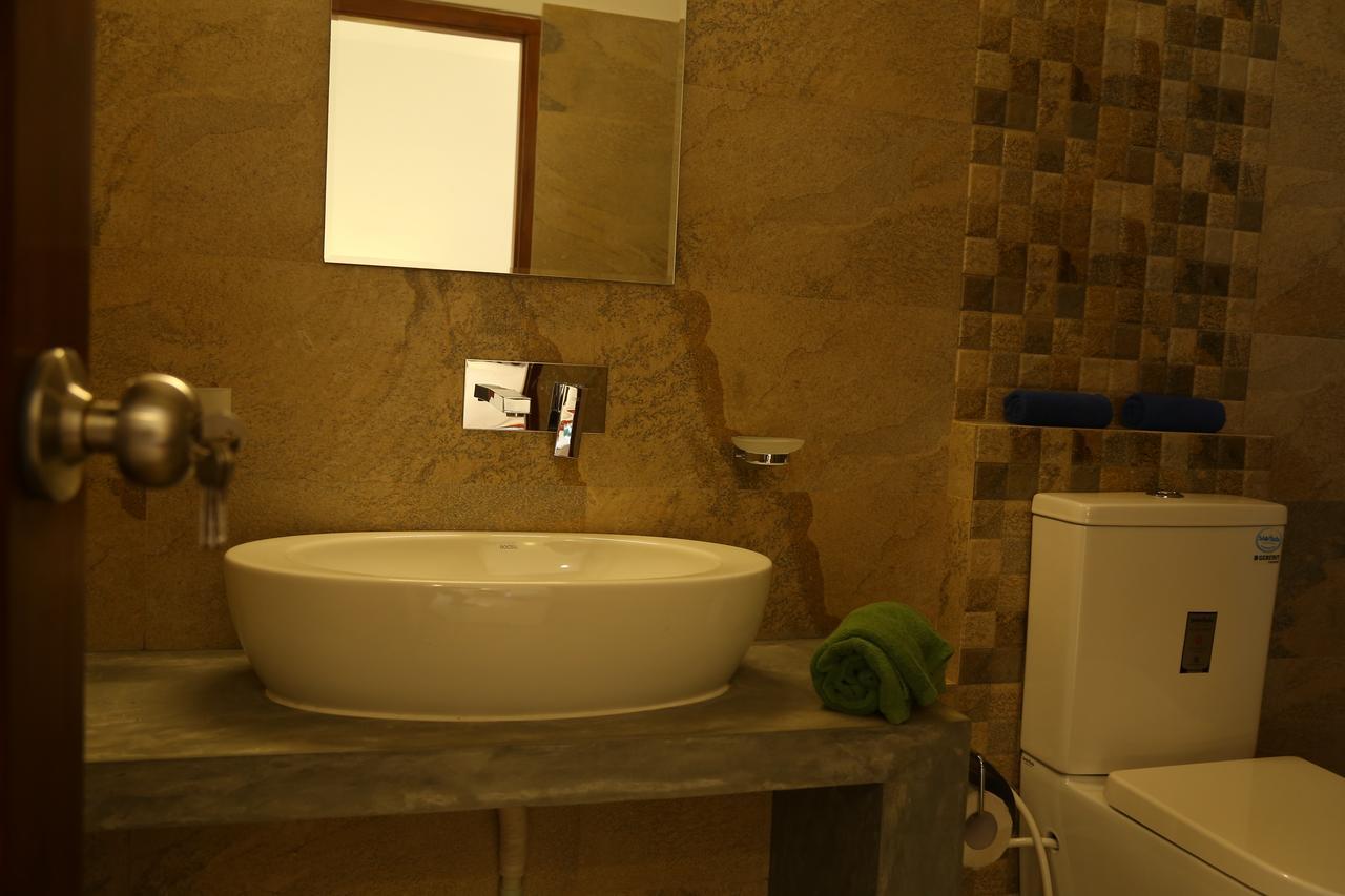 Hikka Regent Hotel Hikkaduwa Esterno foto