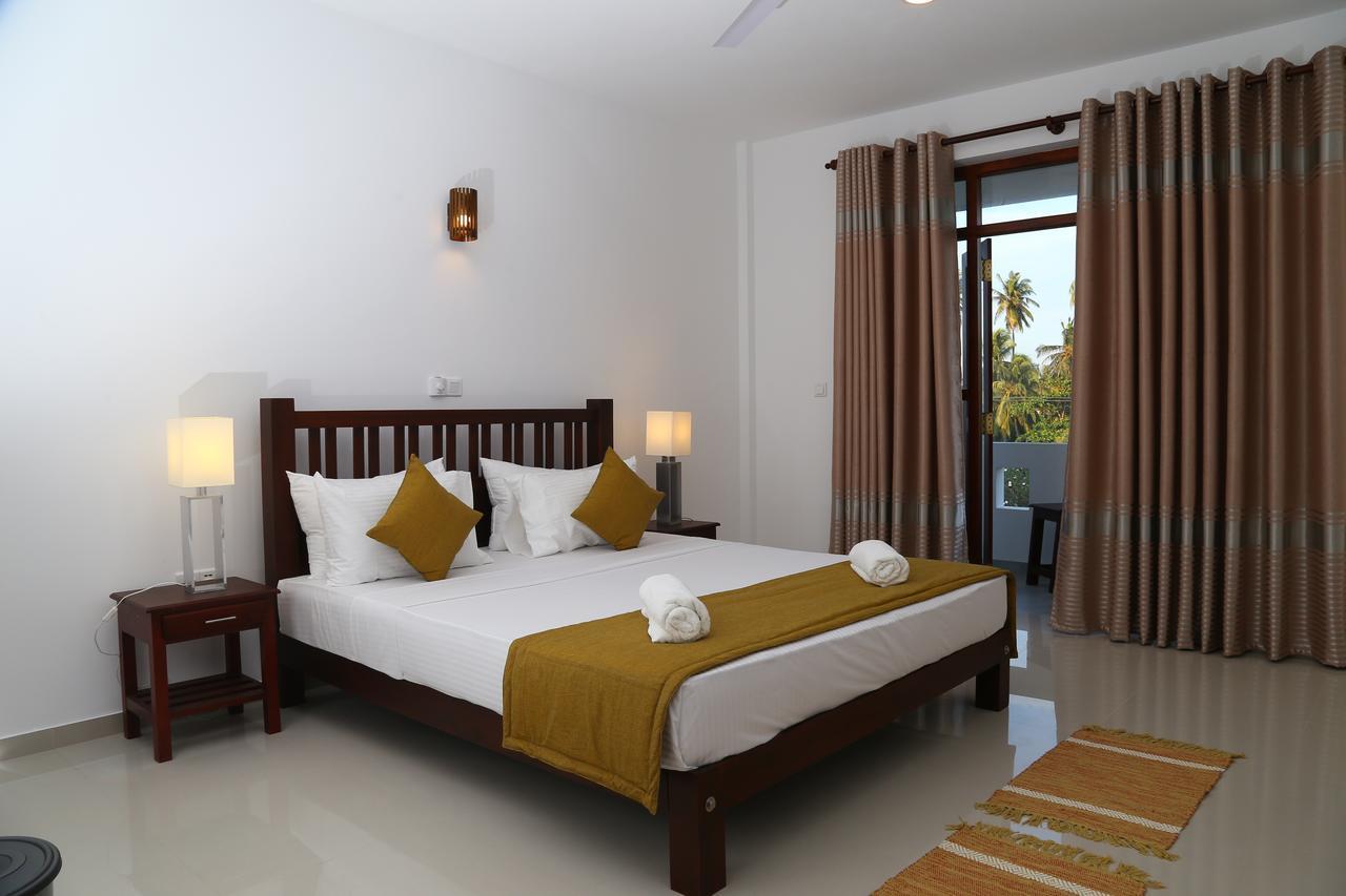 Hikka Regent Hotel Hikkaduwa Esterno foto