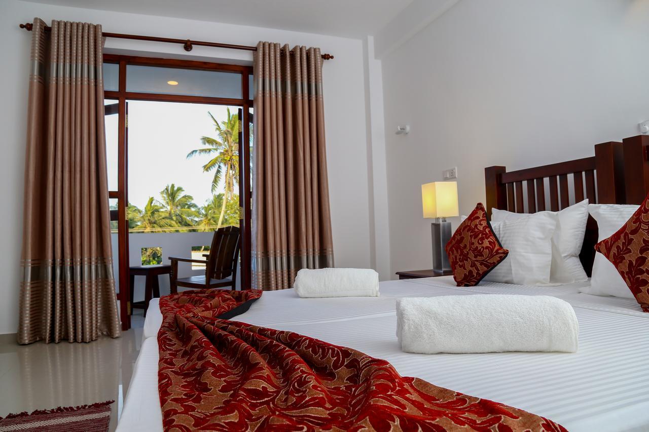 Hikka Regent Hotel Hikkaduwa Esterno foto