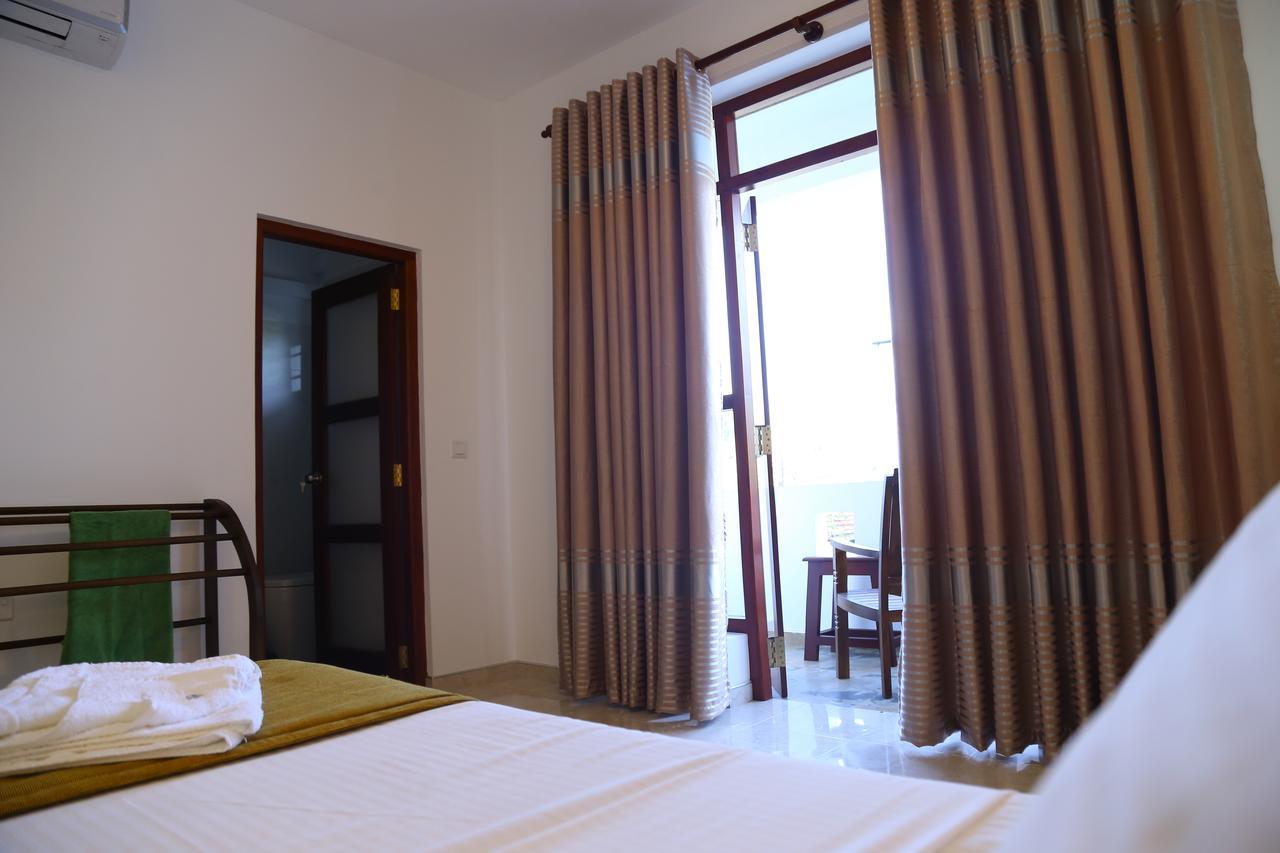 Hikka Regent Hotel Hikkaduwa Esterno foto