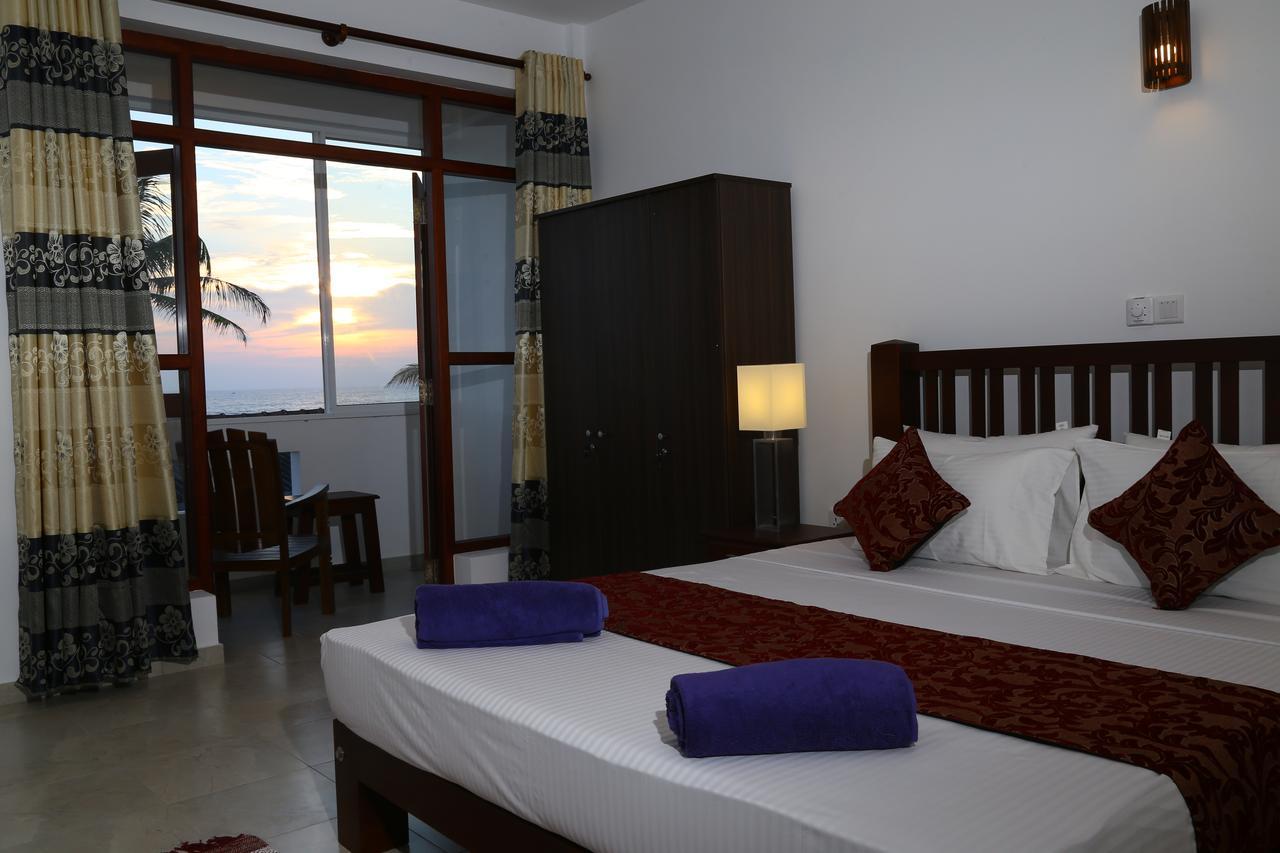 Hikka Regent Hotel Hikkaduwa Esterno foto